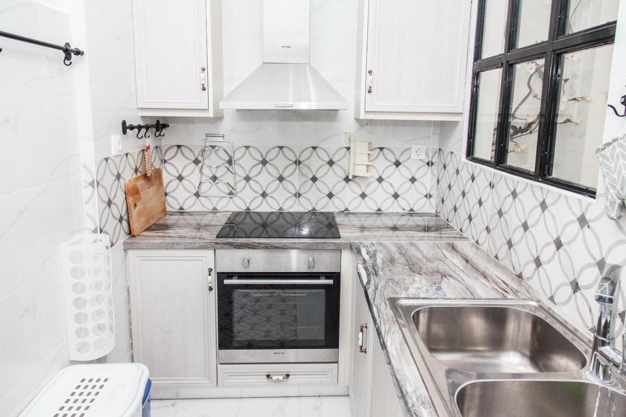 Charming Apartment In Pagkrati- Gtd95602 アテネ エクステリア 写真